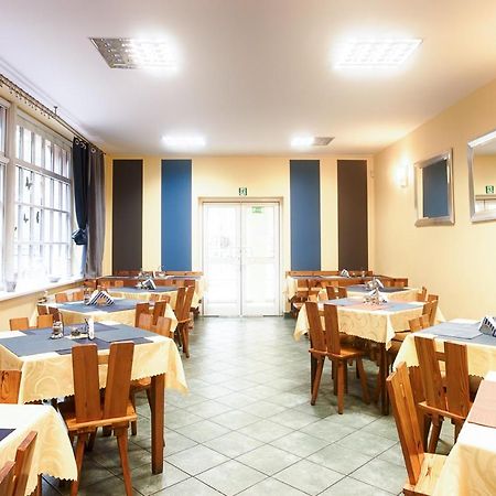 Hotel Pod Arkadami Darłówko Zewnętrze zdjęcie